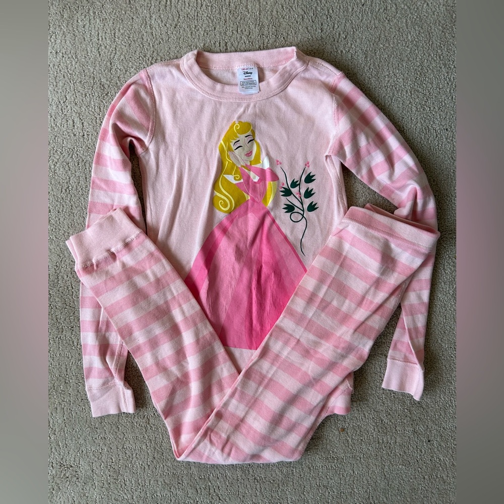 Hanna Andersson/Disney Sleeping beauty king John pajamas size 8 pink princess